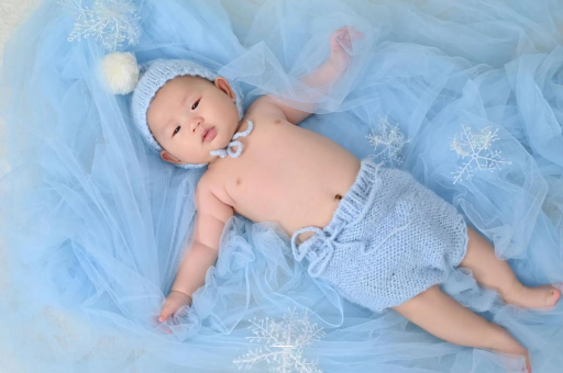 甘肃三岁宝宝肚子大